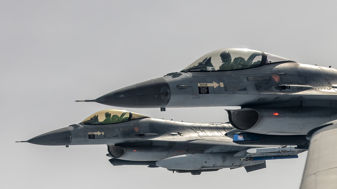Ukraine erhält zwei Dutzend F-16-Kampfjets aus den Niederlanden