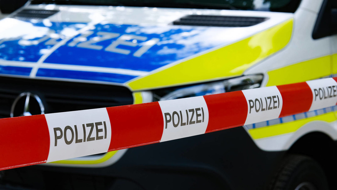 SEK rückt in Altdorf bei Nürnberg ein: Feuerwehr mit Waffe bedroht