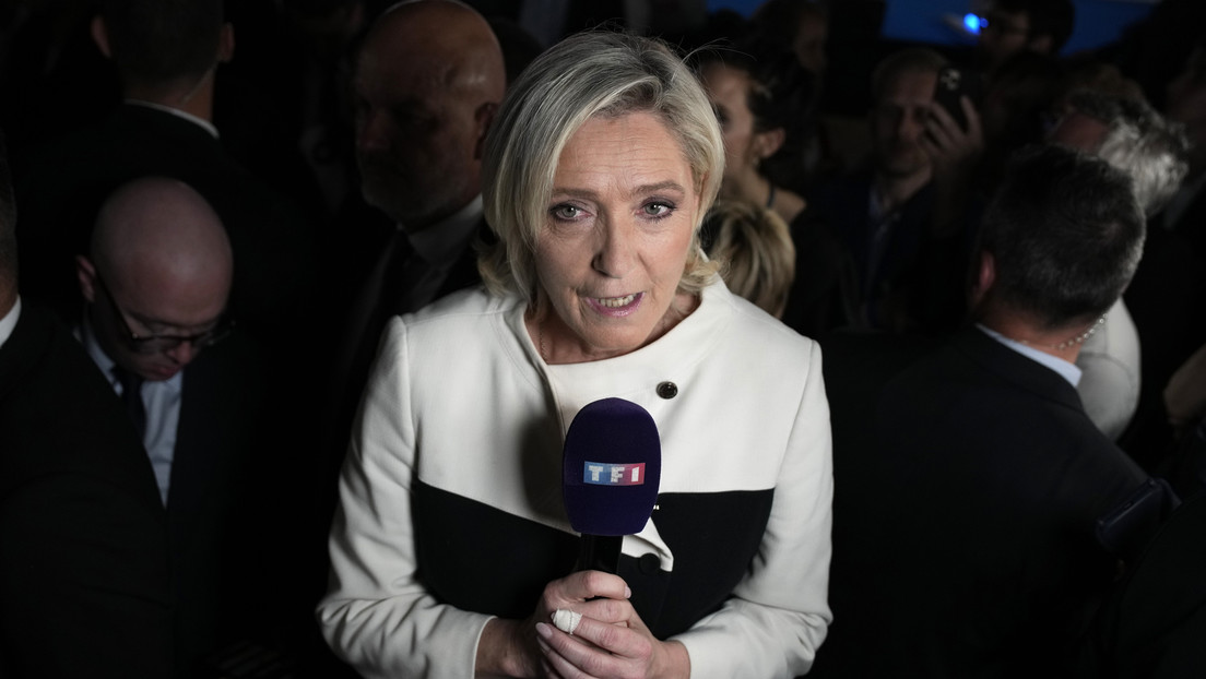 Le Pen will jede Regierung mit Ministern der Linksparteien zu Fall bringen
