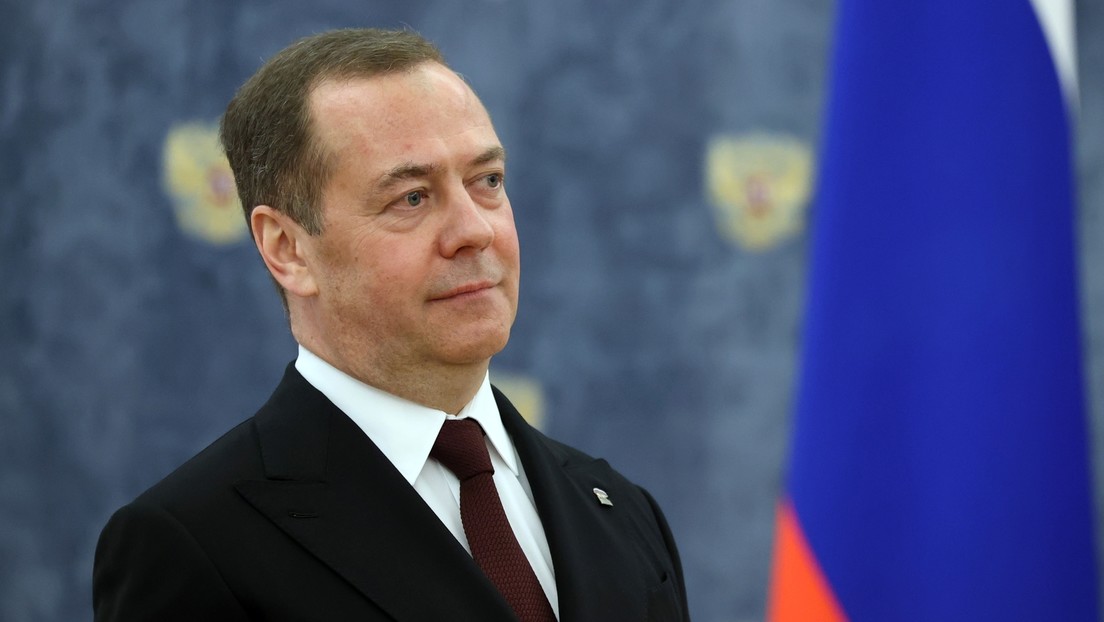 "Keine Gnade": Medwedew fordert Hinrichtung von Asow-Kämpfern für Mord an russischem Soldaten