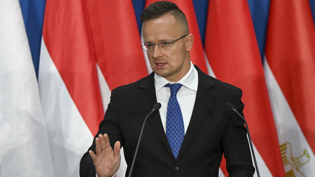 Szijjártó: EU-Drohungen werden Ungarn nicht zu Verzicht auf Friedensmission zwingen