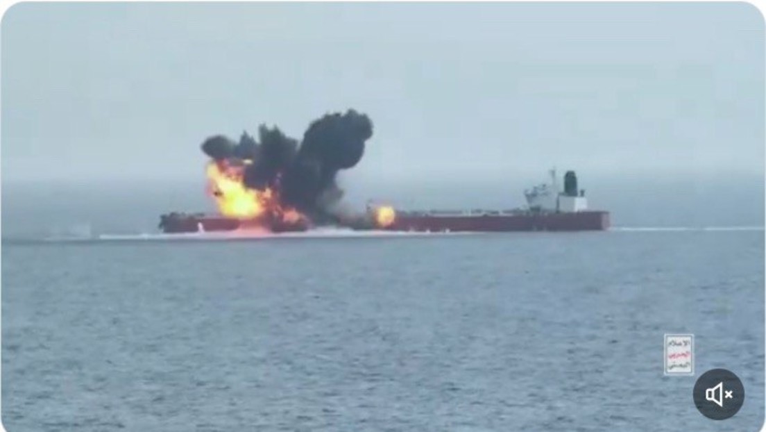 Kamikaze-Drohnenboote im Einsatz: Huthi veröffentlichen Video von Angriff auf Tanker im Roten Meer