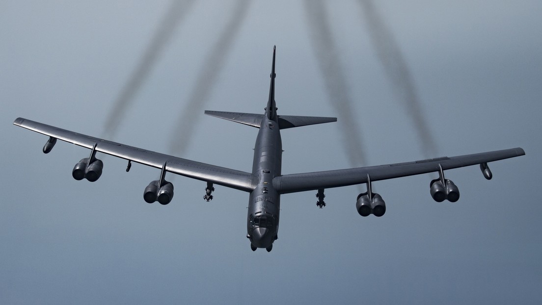Russische Kampfjets vertreiben US-Bomber von Russlands Staatsgrenze über Barentssee