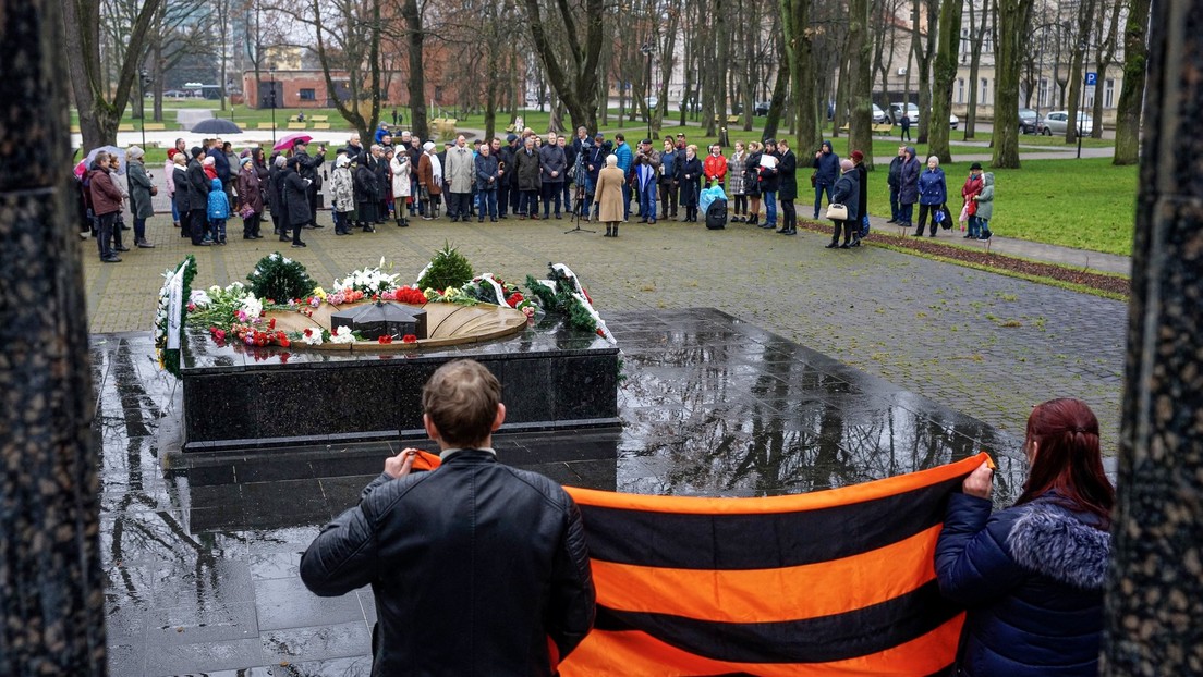 Lettland tritt die Erinnerung an diejenigen mit Füßen, die ihr Leben für seine Freiheit gaben