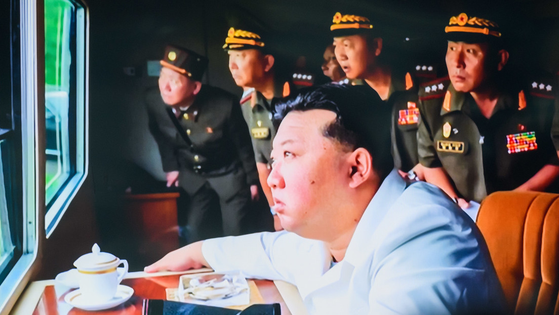 Kim beobachtet Test eines neuen nordkoreanischen Mehrfachraketenwerfers