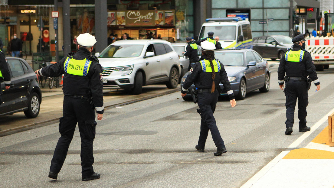 Hamburg: Massenschlägerei mit 30 Beteiligten endet mit Stichverletzten