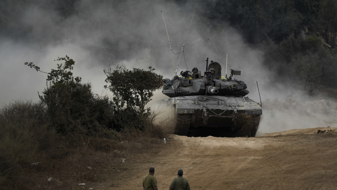 Mehrere Verletzte bei Raketenangriff: Hisbollah beschießt Glilot-Stützpunkt im Zentrum Israels