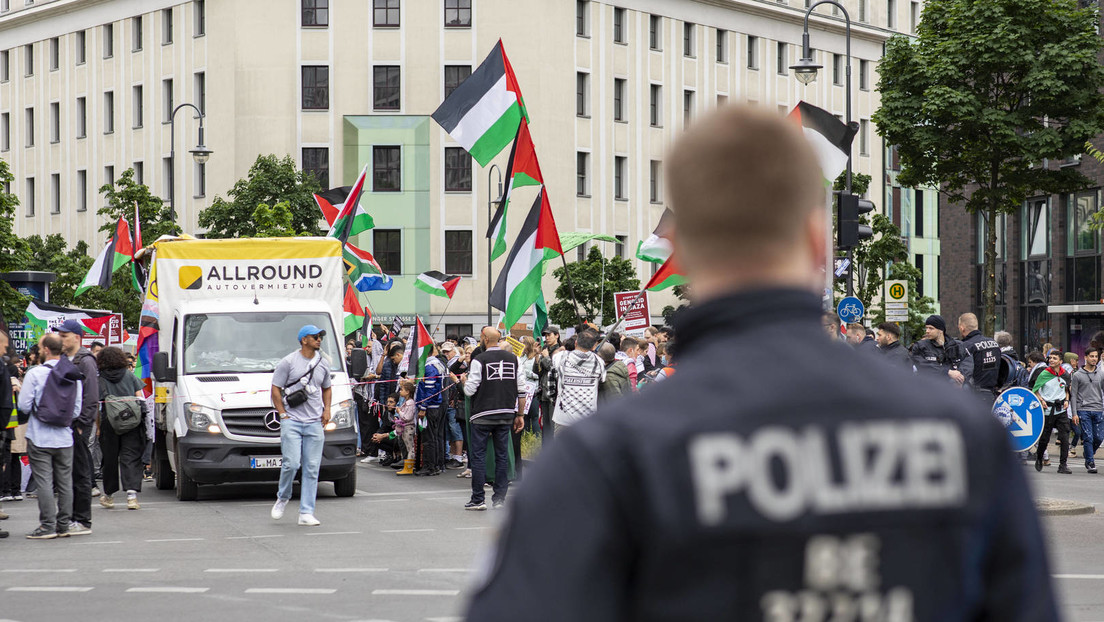 Zum Jahrestag: Politik und Pro-Israel-Lobby drohen Palästina-Demonstranten mit harter Polizeigewalt