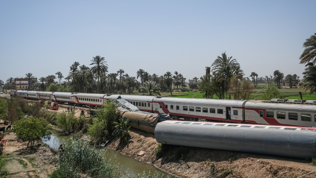 Zugunglück in Ägypten: Ein Todesopfer und Dutzende Verletzte