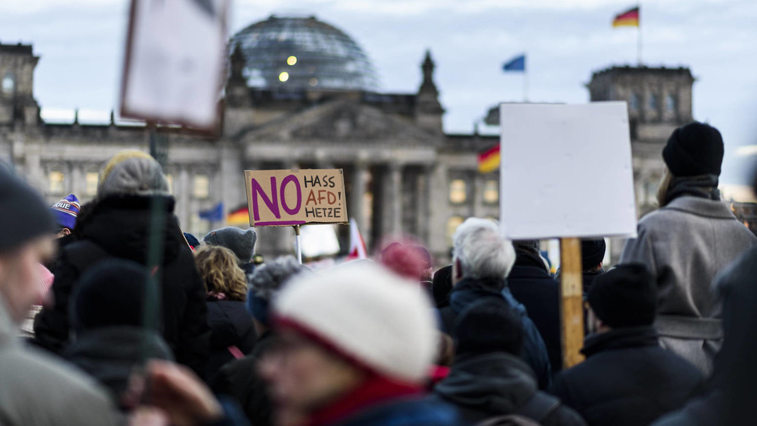 AfD-Verbotsantrag final eingereicht – Parteiverbot noch vor den Neuwahlen?