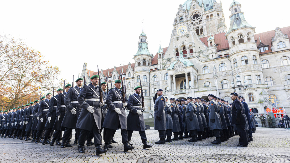 CDU macht Beschaffung neuer Bundeswehruniformen zum Wahlkampfthema