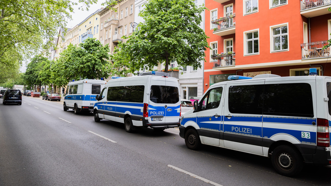 Reizgas an Berliner Grundschule versprüht: 44 Kinder verletzt