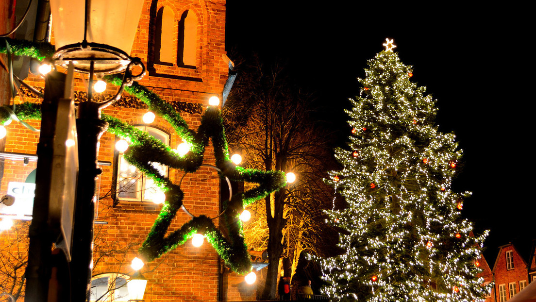 Der tägliche Wahnsinn: Mölln präsentiert - "Eventfeier 'Nazifreies Weihnachten'"