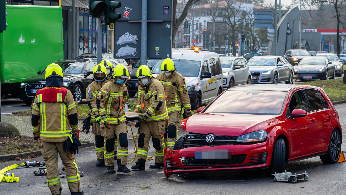 Corona-Unrecht: Berliner Feuerwehr droht Schadensersatz in Millionenhöhe – wegen Impfzwang