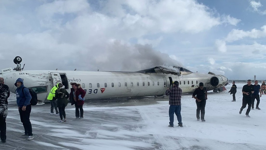 Flugzeug-Crash in Toronto – Mehrere Verletzte