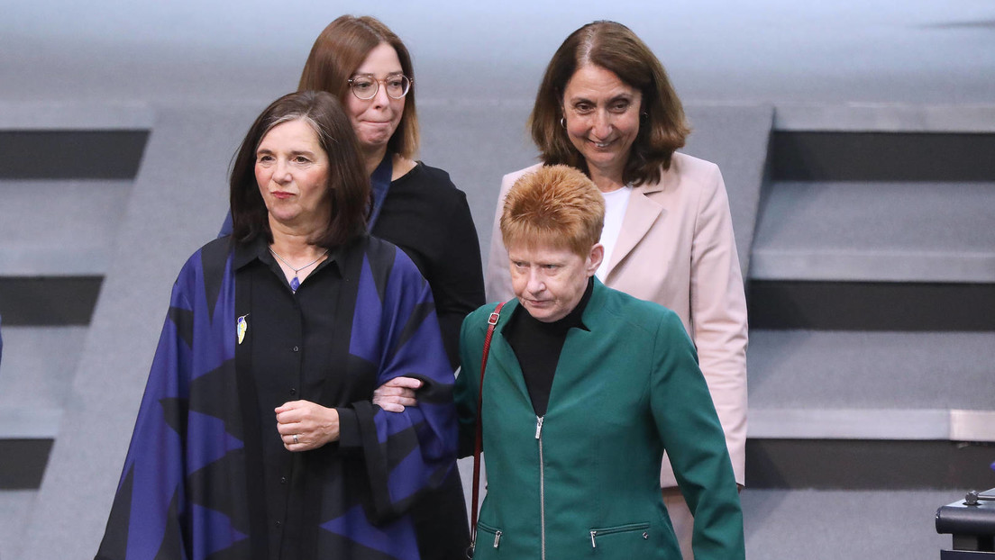 Der tägliche Wahnsinn – Alles nur wegen der AfD: Petra Pau mag nicht mehr allein durch den Bundestag