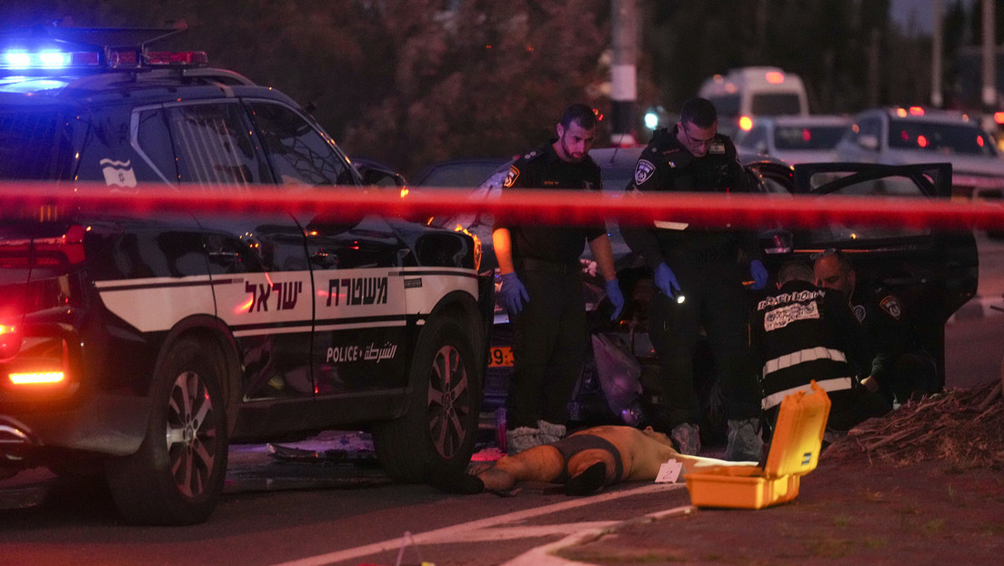 Auto rast in Menschengruppe: Mehrere Verletzte bei mutmaßlichem Terrorangriff in Israel