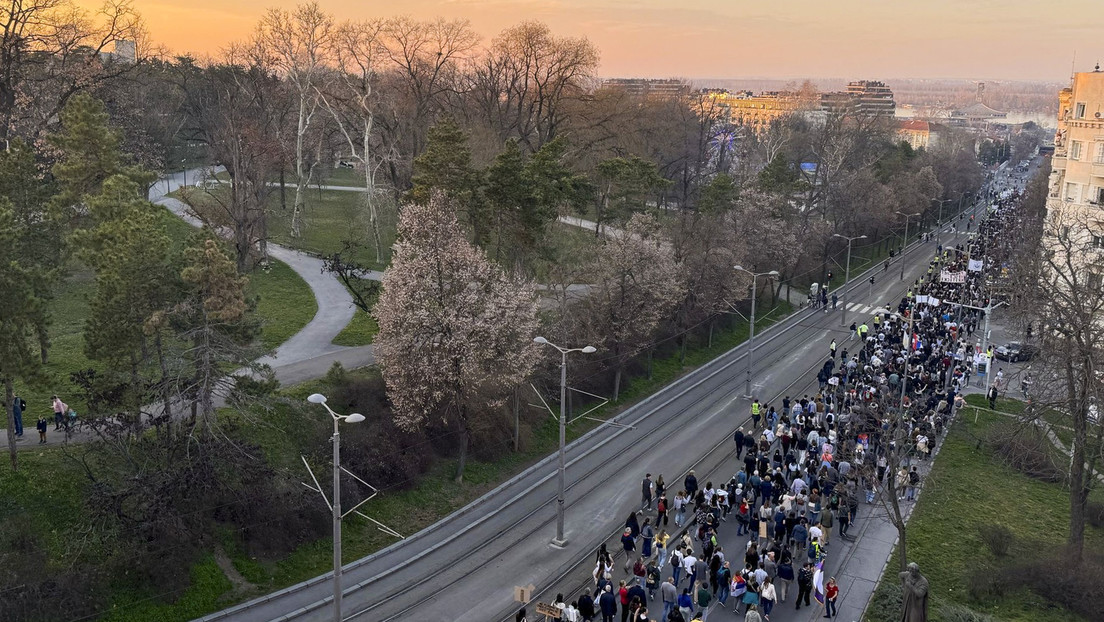 Serbiens Vizeministerpräsident: Westen will Belgrad gegen Moskau ausspielen und nutzt dafür Proteste