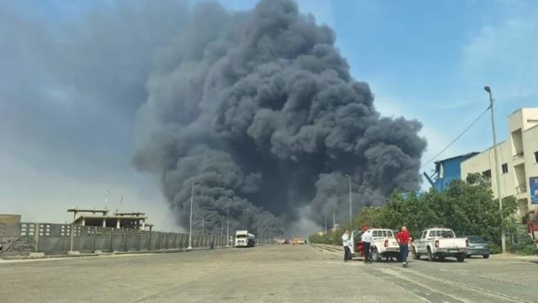 Iran: Starke Explosion im Hafen von Bandar Abbas – Hunderte Verletzte
