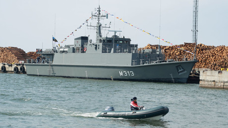 Bericht: Estlands Marine könnte Erlaubnis für Angriffe auf zivile Schiffe in der Ostsee erhalten