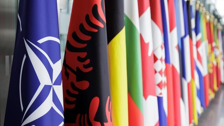 New York Times: Die USA könnten "fast die ganze" NATO-Finanzierung streichen