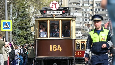 Moskau: Ältestes erhaltenes Tramdepot mit Oldtimer-Parade wiedereröffnet