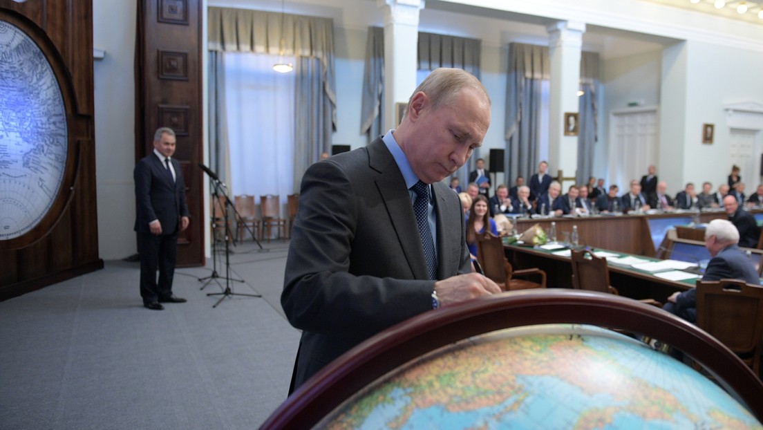 Ohne Regeln, ohne Regierende: Der Zusammenbruch der alten Weltordnung und die Rolle Russlands