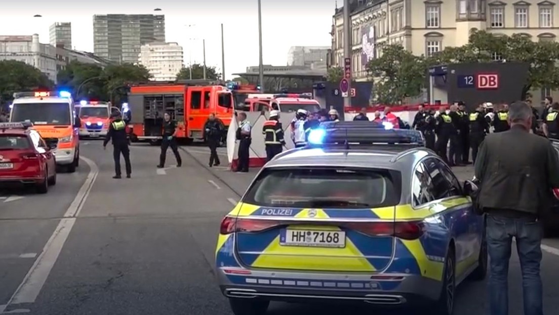 Hamburg: Nach Messerattacke insgesamt 18 Verletzte – Täterin war polizeibekannt