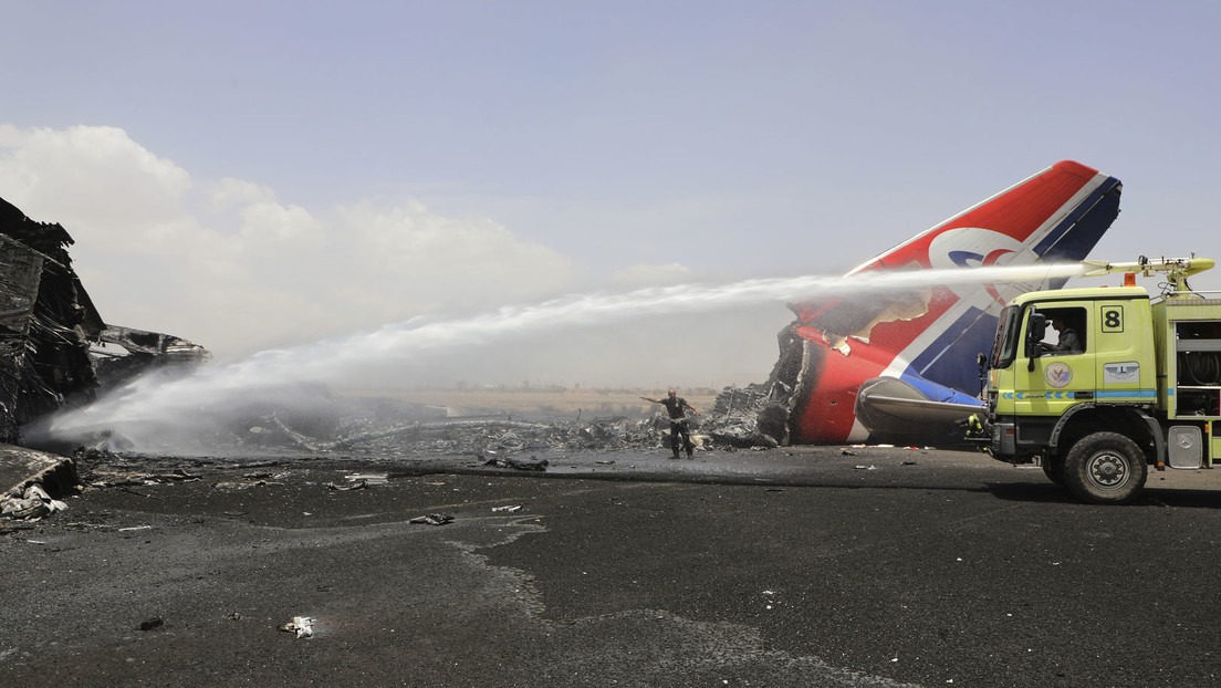 Israel zerstört bei Angriff auf Flughafen Sanaa letztes jemenitisches Passagierflugzeug