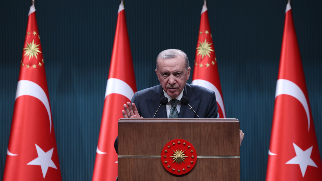 Wiederwahl? Erdoğan will neue Verfassung ausarbeiten lassen