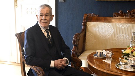 Wien: Während Van der Bellen residiert wie ein Monarch, darf das Volk den Gürtel enger schnallen