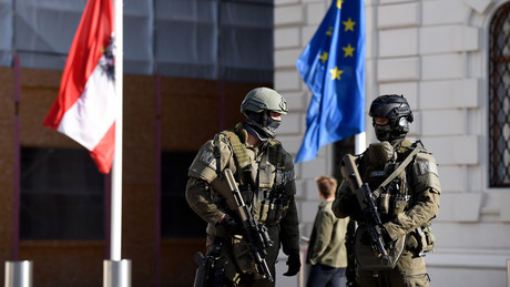 Neutralität auf Abruf: Österreich steigt in EU-Militärunion ein