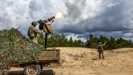 Liveticker Ukraine-Krieg: Russische Regionen wehren massive Drohnenangriffe ab