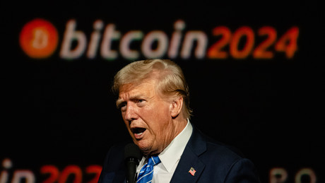 Bitcoin auf Rekordhoch – Politiker setzen auf Meme-Coins für die Jugend: Trumpcoin, Vladcoin