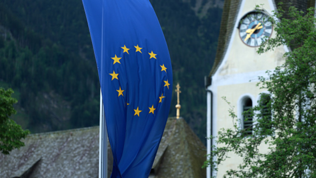 Ungarns Kanzleramtschef: EU versinkt immer tiefer im Krieg   