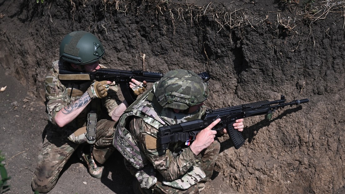 Liveticker Ukraine-Krieg: Russische Streitkräfte rücken bei Werchnekamenskoje in der DVR vor