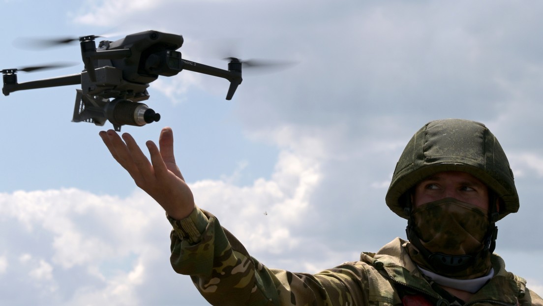 Liveticker Ukraine-Krieg: Cherson – Drohnenpiloten setzen russische Flagge dem Gegner vor die Nase