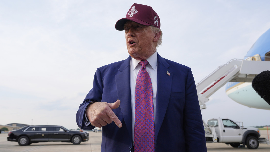 Trump macht sich über iranische Verhandler lustig: "Sie starben weder an Grippe noch an COVID"