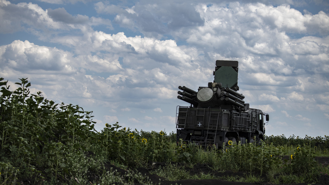 Liveticker Ukraine-Krieg: Russische Armee wehrt mehrere nächtliche Drohnenangriffe ab