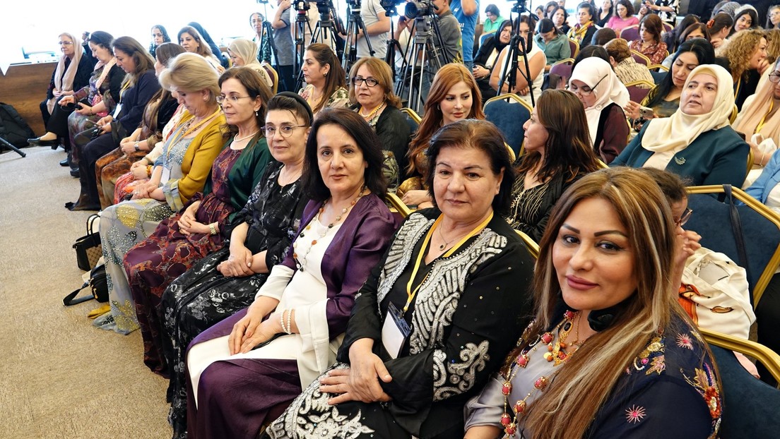 Zur Abschreckung: Iranische Feministin befürwortet Atomwaffen für Iran
