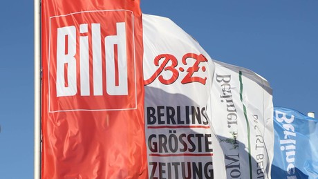 Aktivisten wollen Druckerei des Springer-Verlags blockieren – 39 Festnahmen