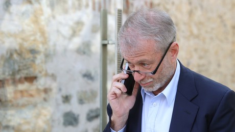 Briten drohen, Ex-Eigentümer des FC Chelsea zu verklagen