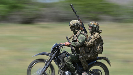 Liveticker Ukraine-Krieg: Russische Armee erreicht DVR-Westgrenze – Vormarsch bei Dnjepropetrowsk