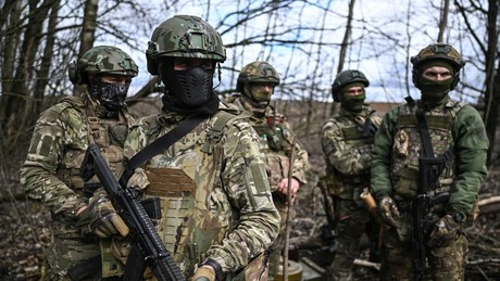 Liveticker Ukraine-Krieg: Russische Truppen befreien zwei Siedlungen in der DVR
