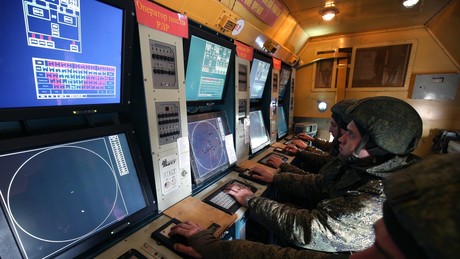 Liveticker Ukraine-Krieg: Russische Armee wehrt massiven Drohnenangriff auf die Krim ab