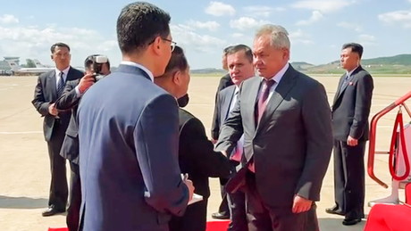 Im Sonderauftrag Putins: Russlands Sicherheitsratssekretär Schoigu wieder in Pjöngjang zu Besuch