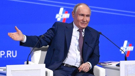 Putin verrät, dass seine Enkelin fließend Chinesisch spricht