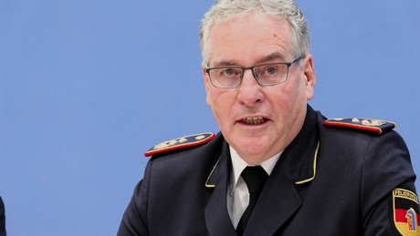 Chef des Feuerwehrverbandes Banse: Auch Feuerwehr soll kriegstüchtig werden