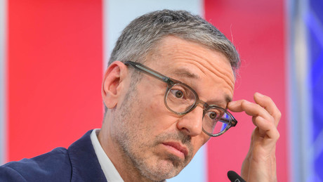 Plötzlicher Rückzug: Herbert Kickl sagt alle Termine ab – FPÖ schweigt zu Hintergründen