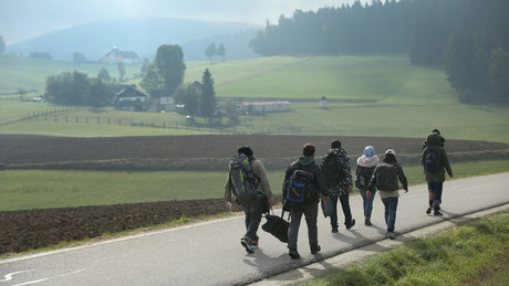 Österreich macht ernst: Arbeitspflicht für Asylbewerber ab Juli